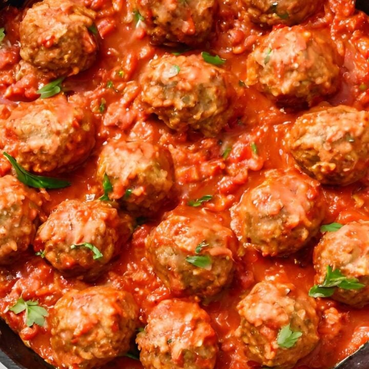 This low carb and healthy turkey meatballs recipe is great for the 17 Day Diet