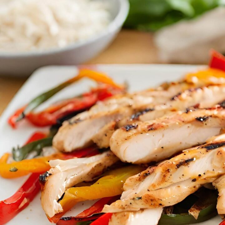 Low Carb Chicken Fajitas are filled with chicken, onion, bell pepper and warm spices