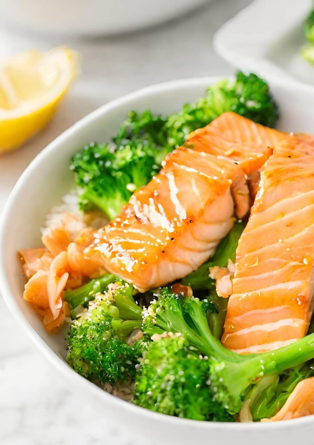 Bang Bang Salmon & Broccoli Bowls My 17 Day Diet Blog